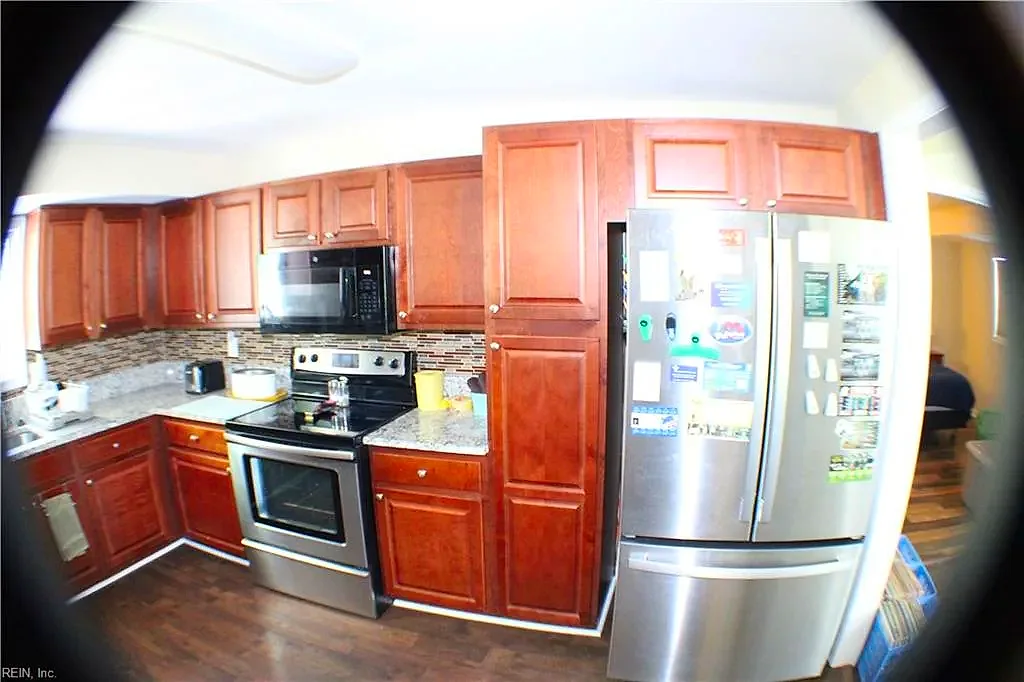 6 Snidow BLVD, NEWPORTNEWS VA 23608 thumb 9