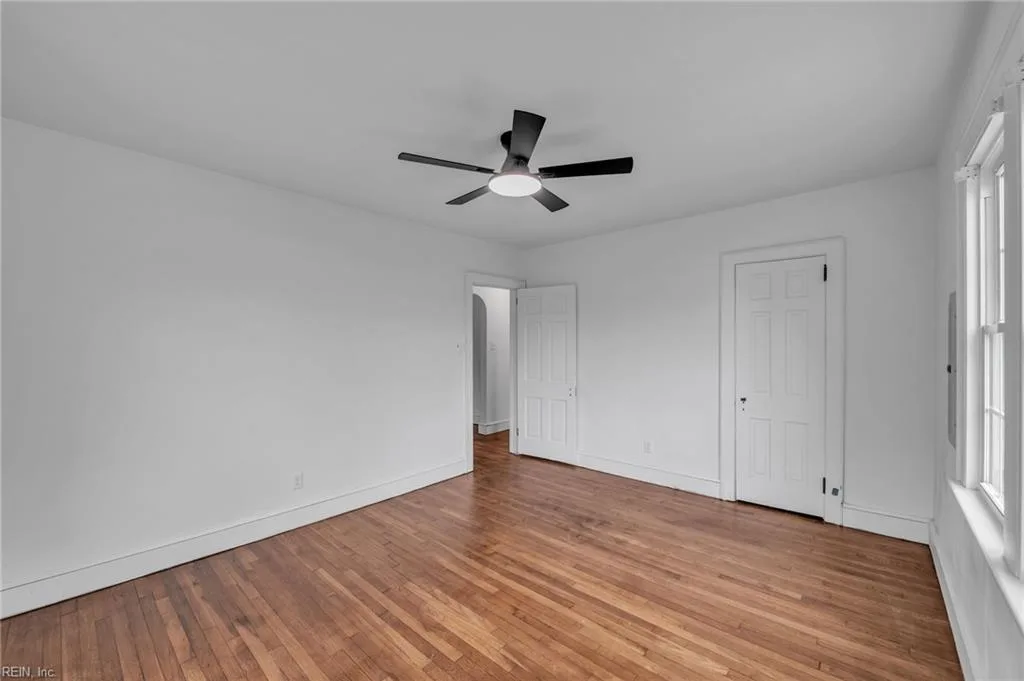 1263 W Queen ST, HAMPTON VA 23669 thumb 12