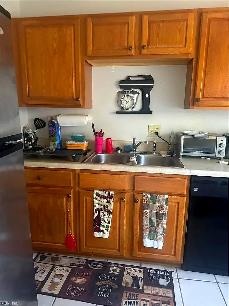 1521 Darren CIR, PORTSMOUTH VA 23701 thumb 11