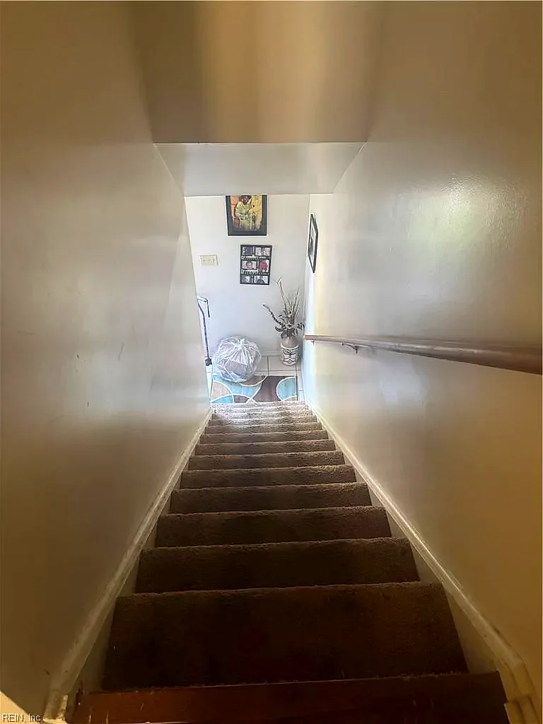 1521 Darren CIR, PORTSMOUTH VA 23701 thumb 9
