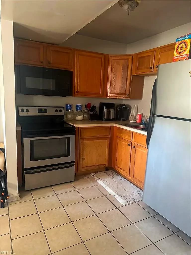 1651 Darren CIR, PORTSMOUTH VA 23701 thumb 8