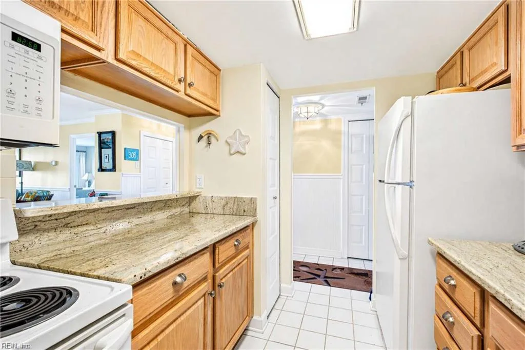 2830 Shore DR #308, VIRGINIABEACH VA 23451 thumb 11