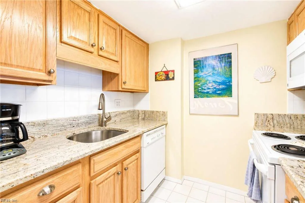 2830 Shore DR #308, VIRGINIABEACH VA 23451 thumb 12