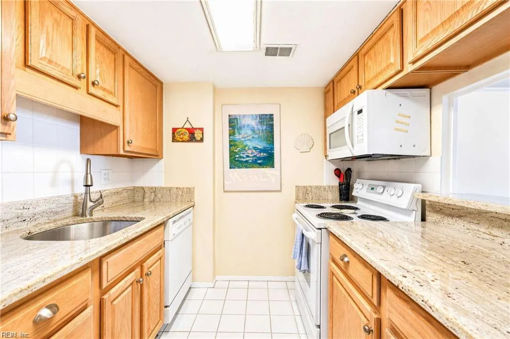 2830 Shore DR #308, VIRGINIABEACH VA 23451 thumb 9