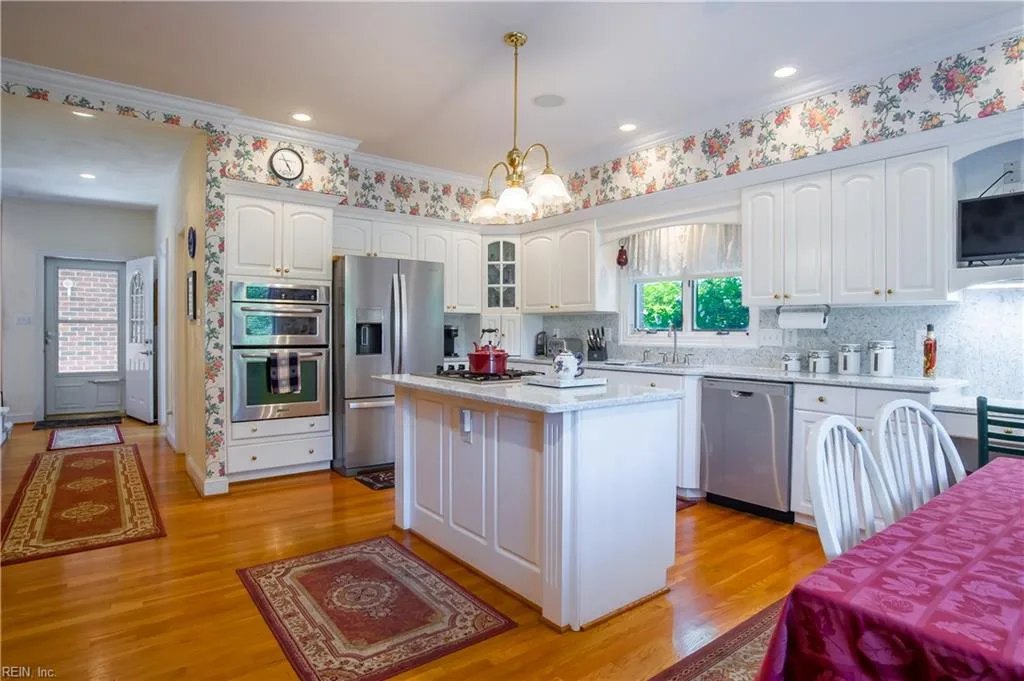 1904 Ballahack RD, CHESAPEAKE VA 23322 thumb 9