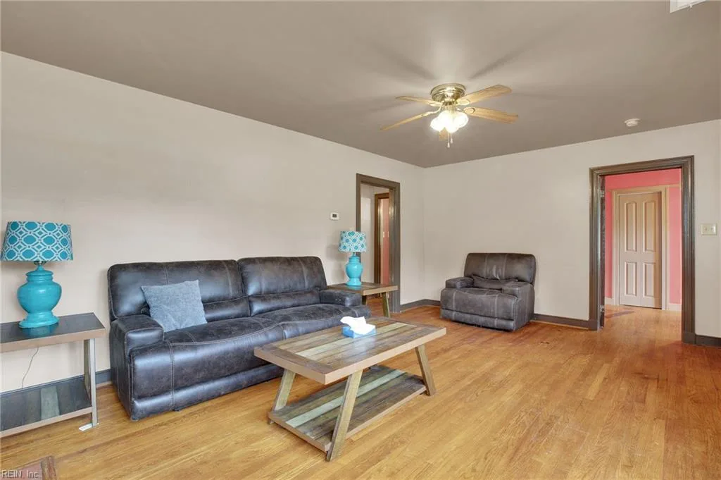 19100 Eltham RD, WESTPOINT VA 23181 thumb 9