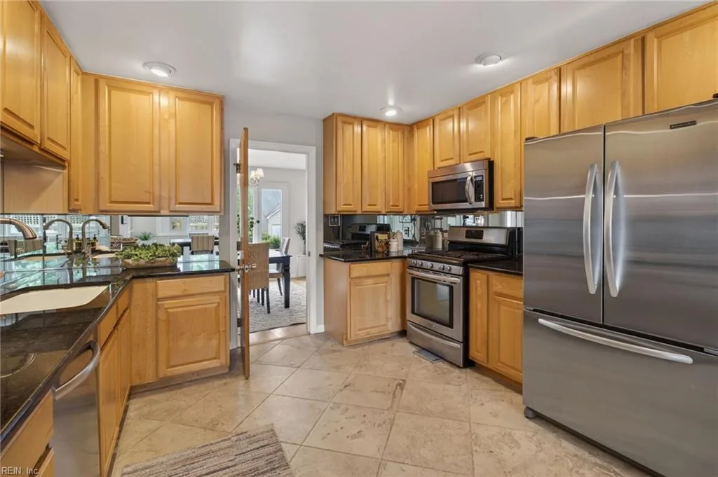 1105 Birdneck Lake DR, VIRGINIABEACH VA 23451 thumb 10