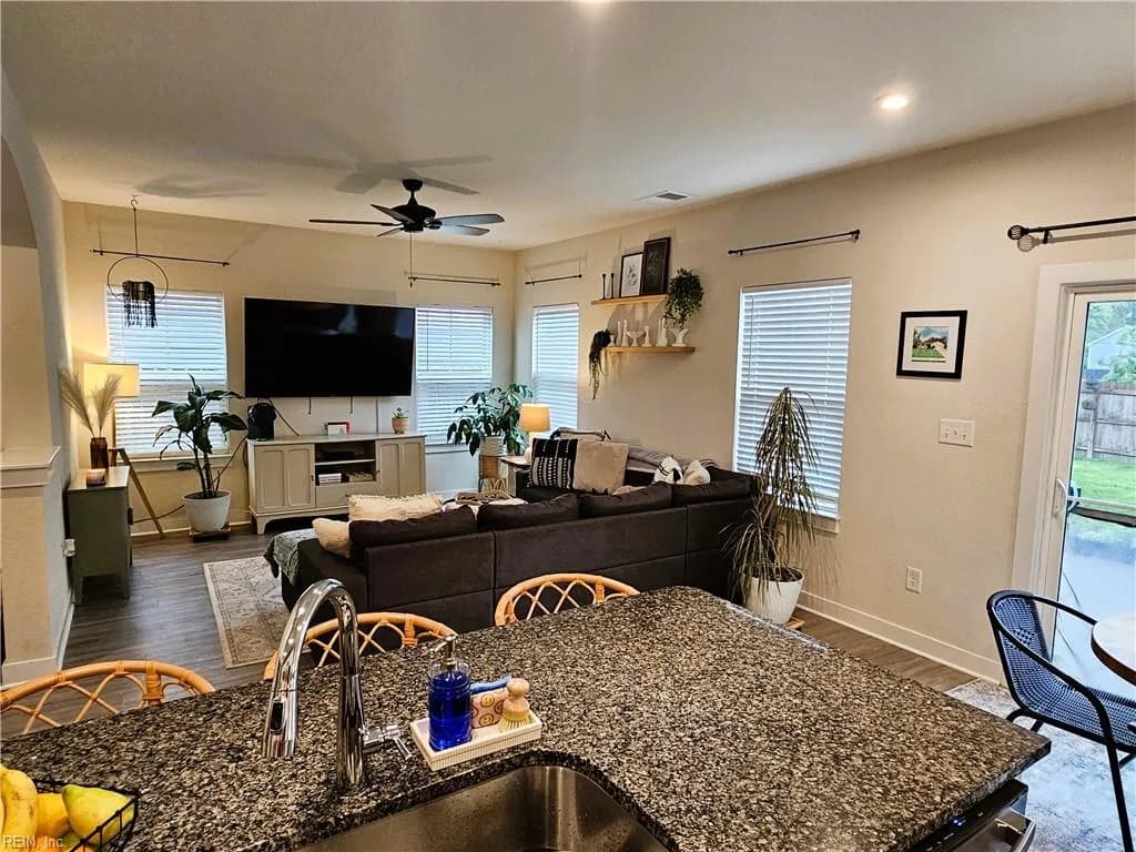 270 Independence ST, PORTSMOUTH VA 23701 thumb 7