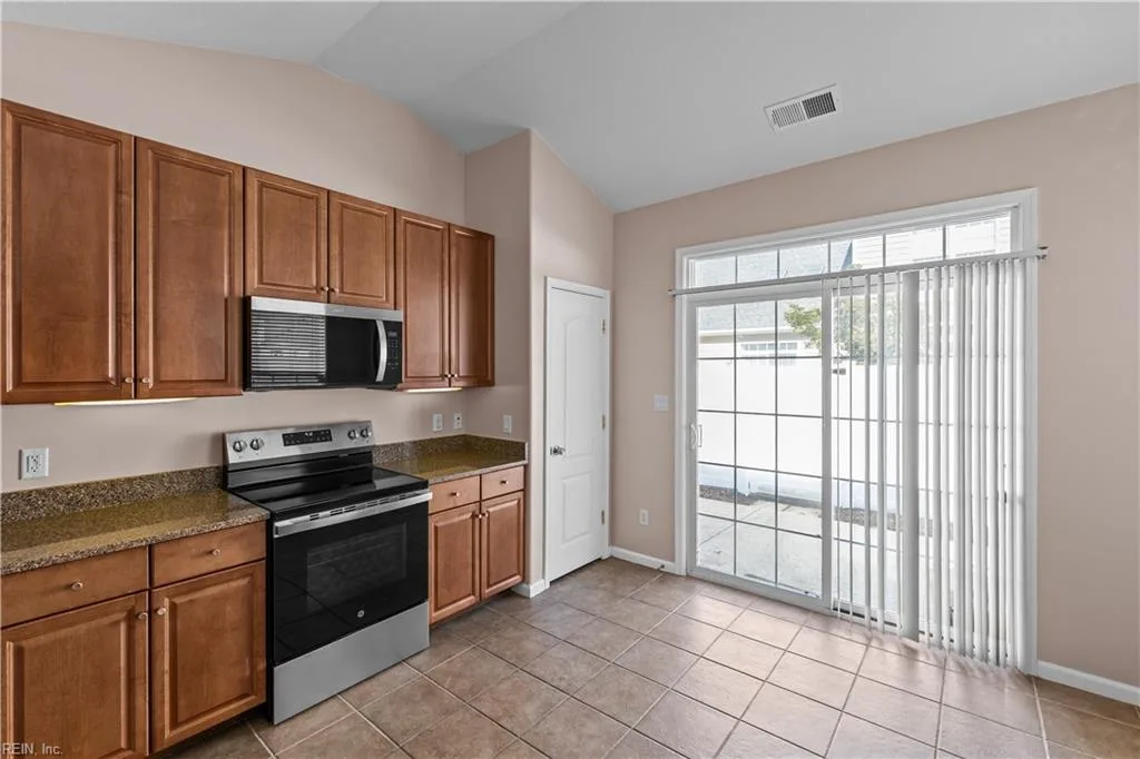1001 Lambourne LN, VIRGINIABEACH VA 23462 thumb 9