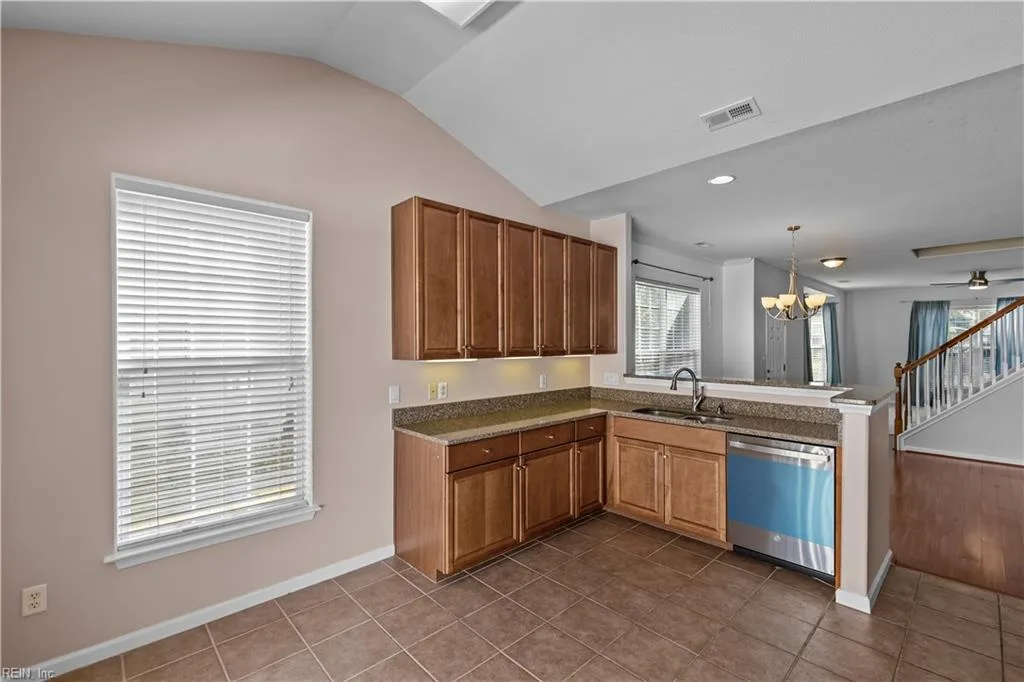 1001 Lambourne LN, VIRGINIABEACH VA 23462 thumb 10