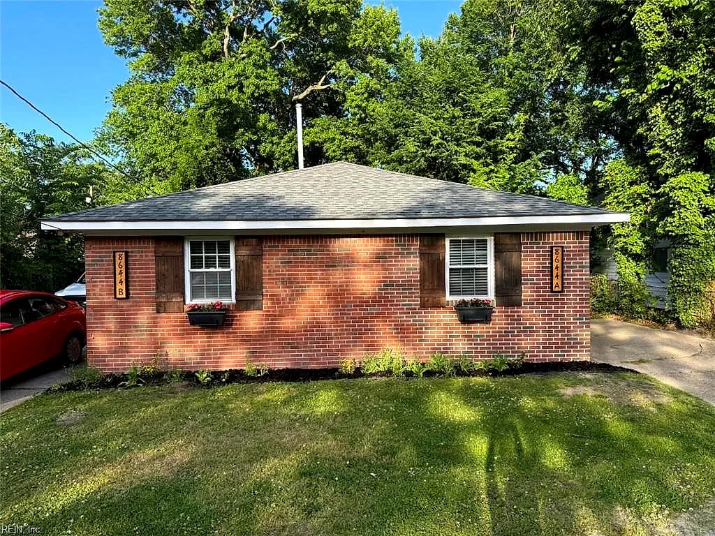 8644 Chesapeake BLVD #B, NORFOLK VA 23503 - Main photo
