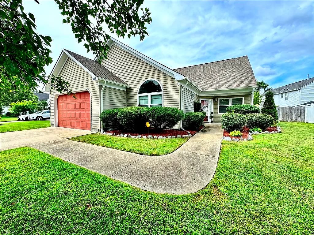 306 Running Stone WAY, CHESAPEAKE VA 23323 - Photo 2