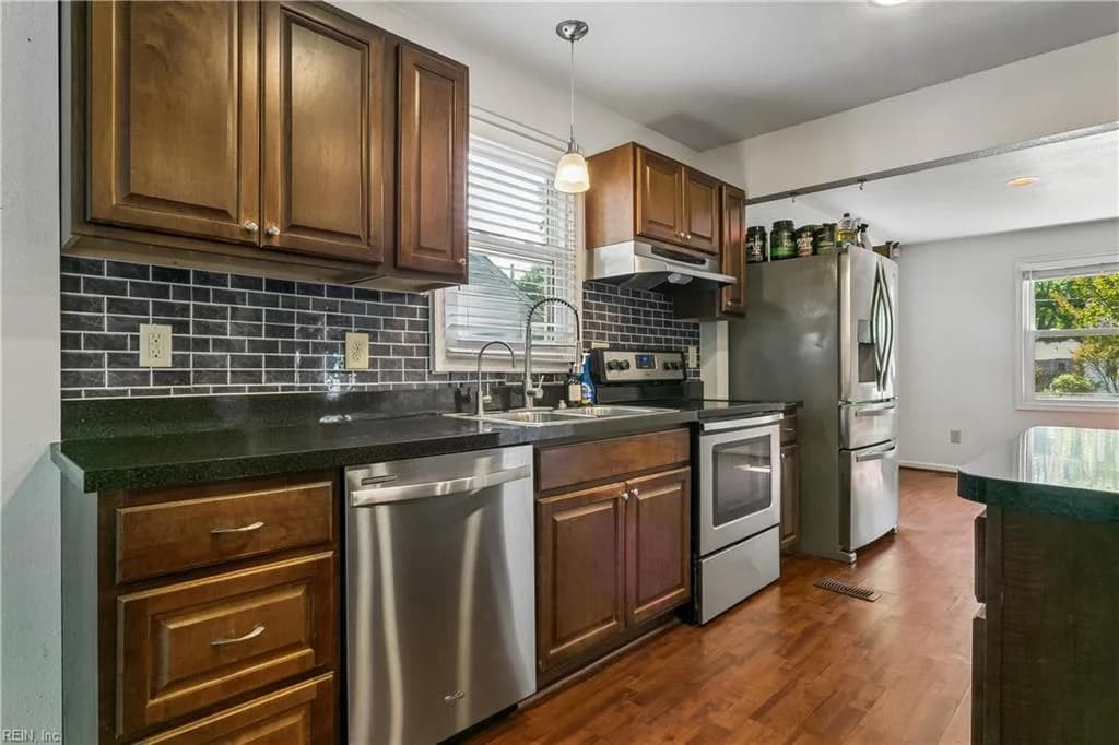 428 Shenandoah RD, HAMPTON VA 23661 thumb 12