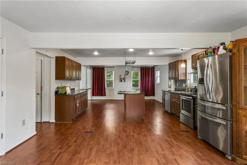 428 Shenandoah RD, HAMPTON VA 23661 thumb 7