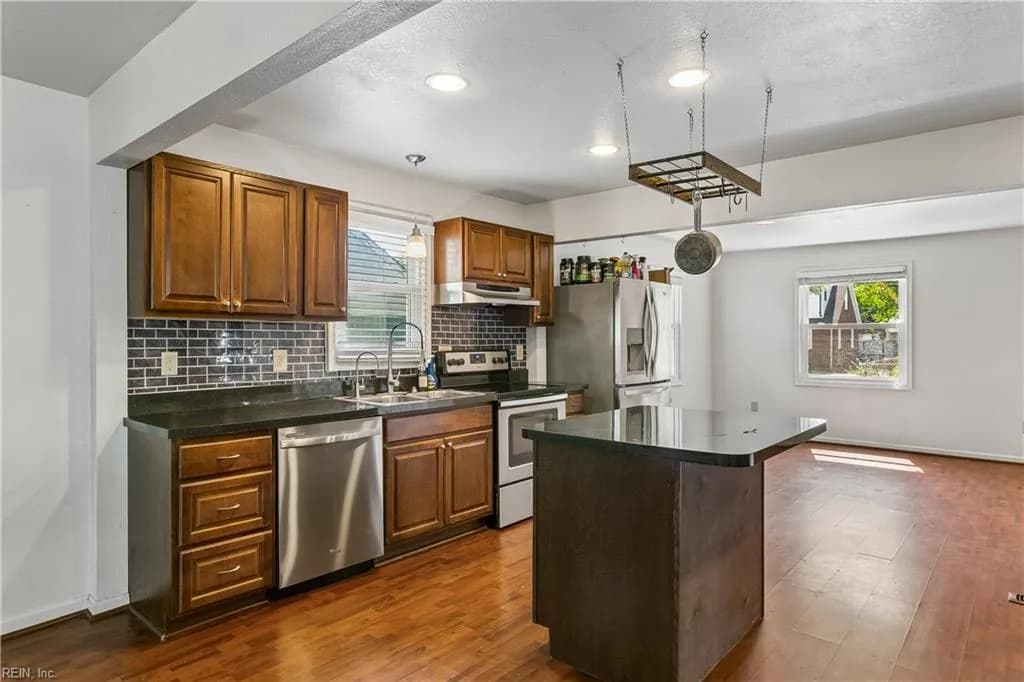 428 Shenandoah RD, HAMPTON VA 23661 thumb 9