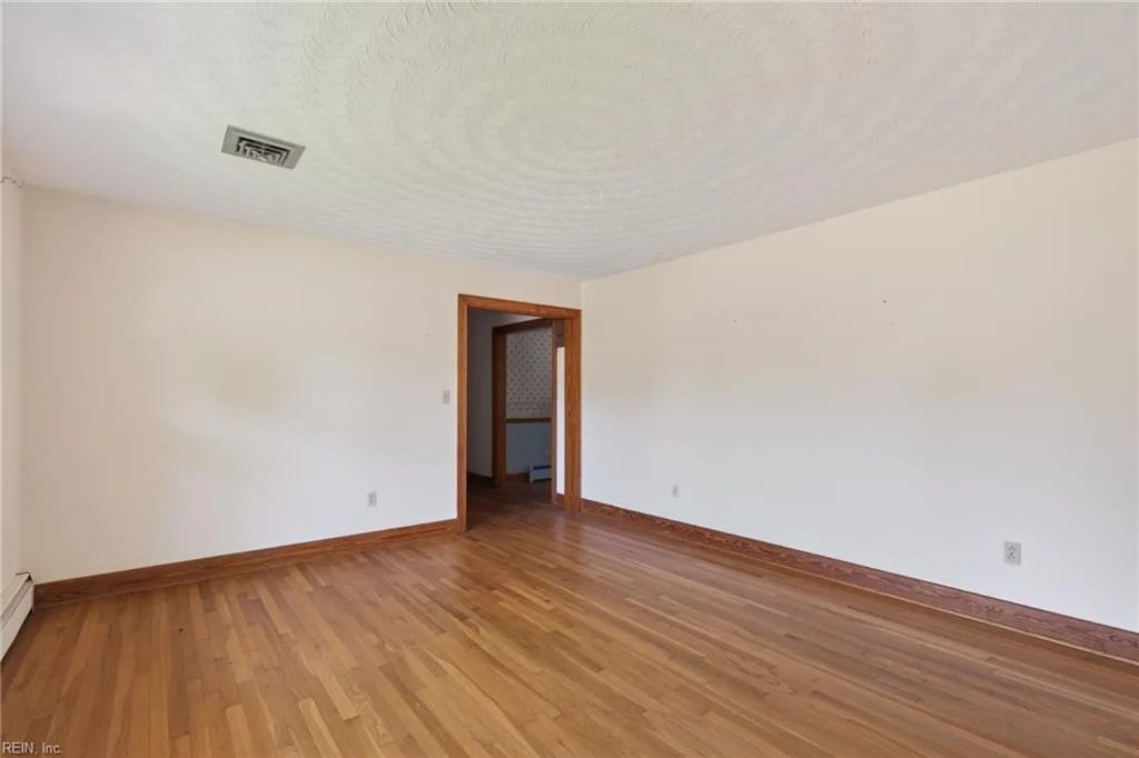 1875 Ames CIR W, CHESAPEAKE VA 23321 thumb 8