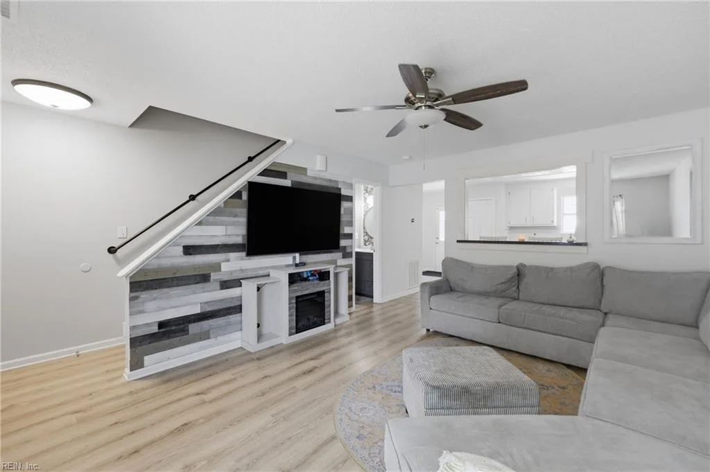 213 Jakes LN, NEWPORTNEWS VA 23608 thumb 7
