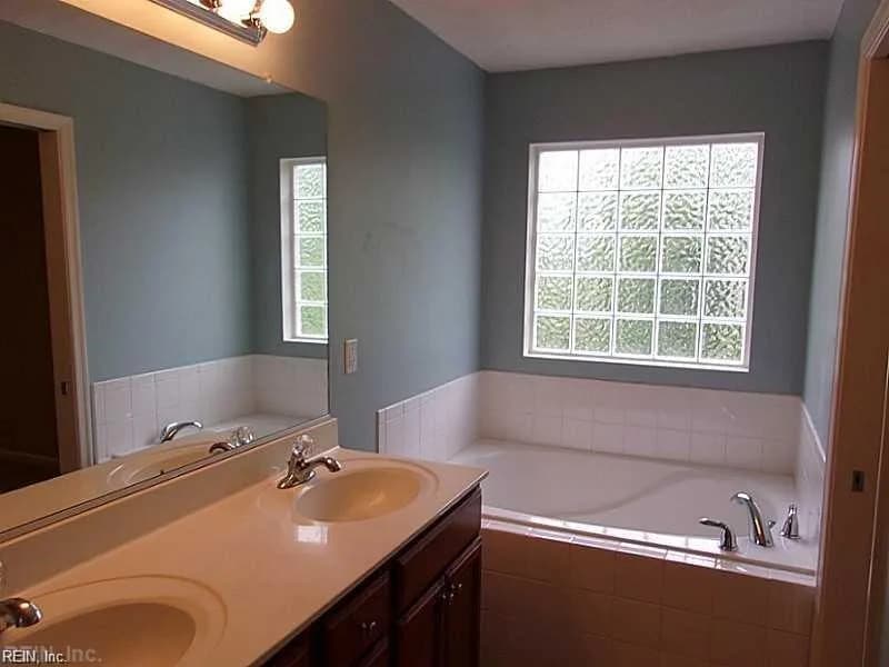 24 Rutland DR, HAMPTON VA 23666 thumb 8
