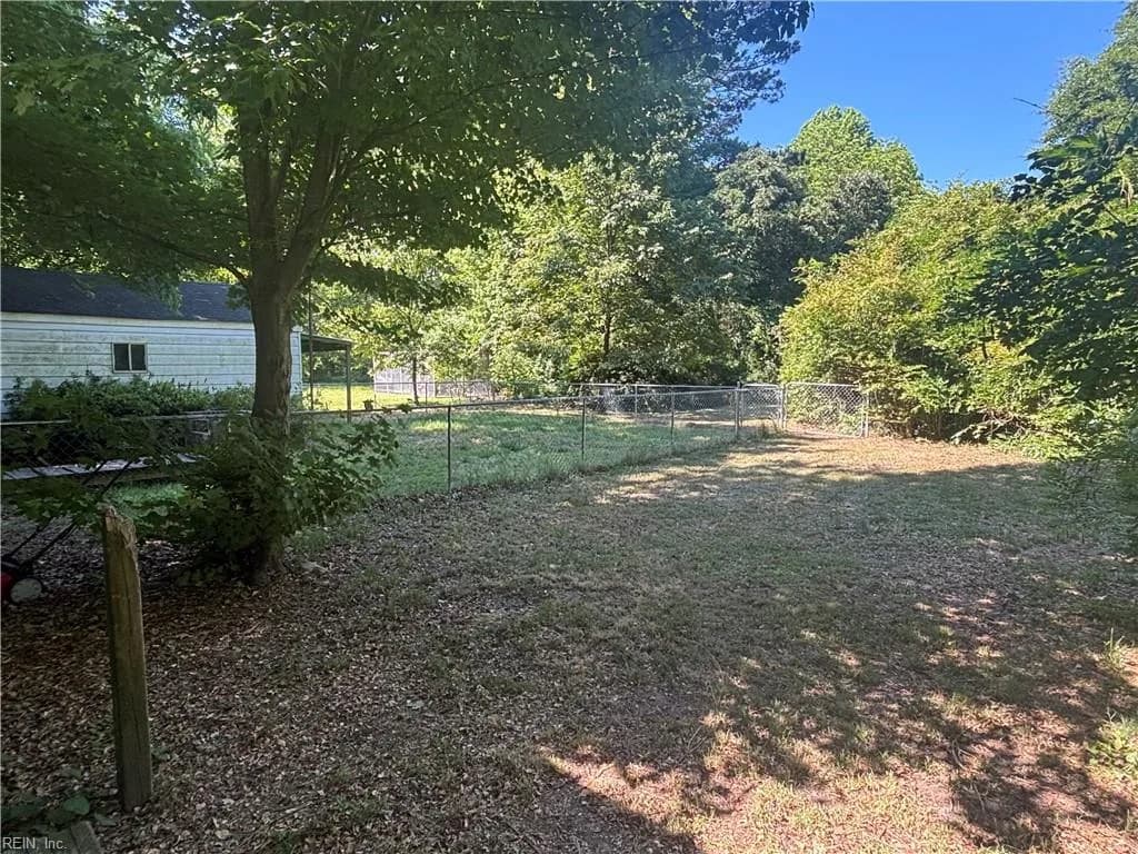 6101 Roanoke AVE, NEWPORTNEWS VA 23605 thumb 7