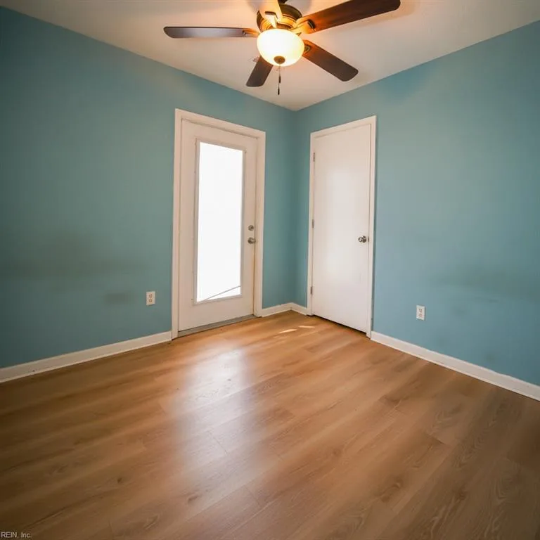 906 Harpersville RD, NEWPORTNEWS VA 23601 thumb 12