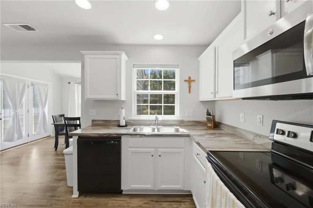5893 Pilmour DR, PROVIDENCEFORGE VA 23140 thumb 10