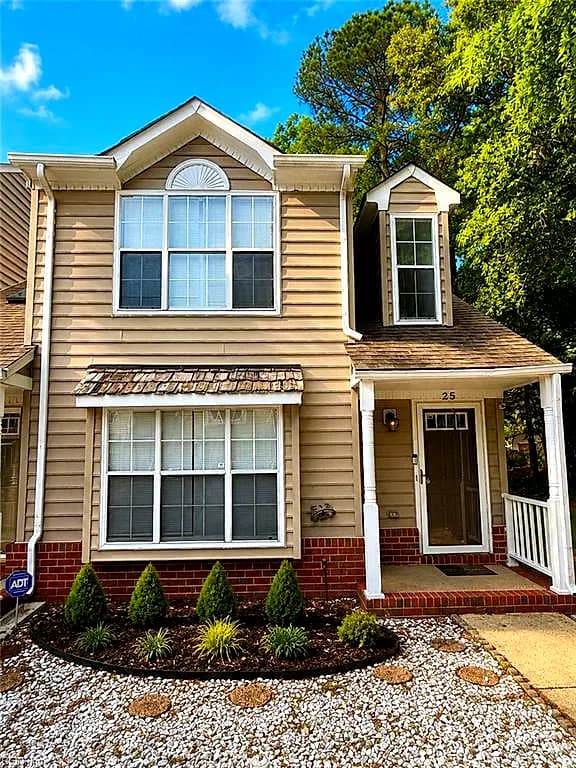 25 Madrone PL, HAMPTON VA 23666 - Main photo