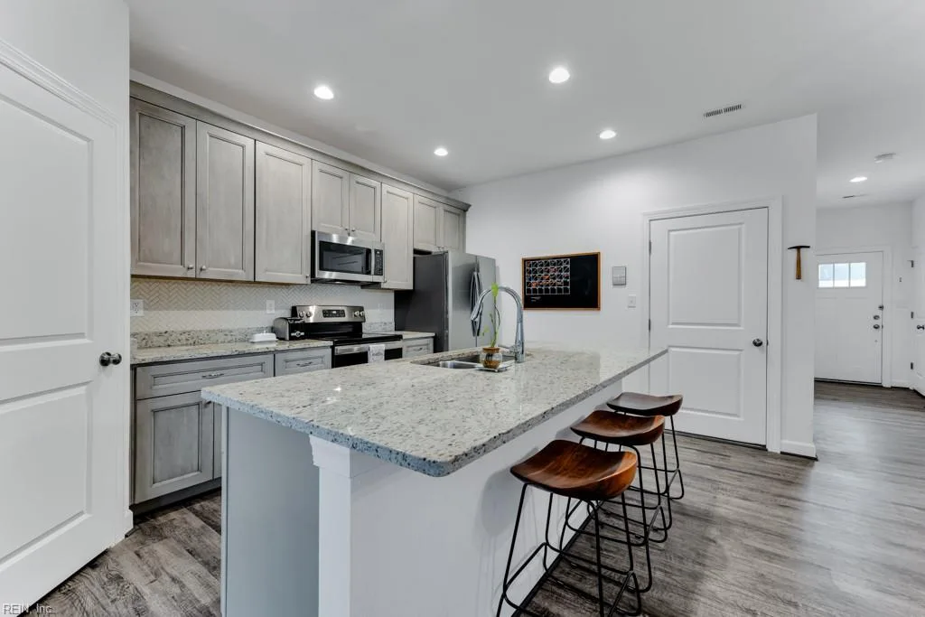 1233 Parkley DR, CHESAPEAKE VA 23320 thumb 12
