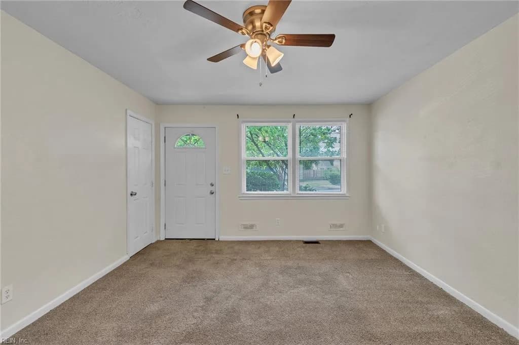 4567 Dora CIR, NORFOLK VA 23513 thumb 8