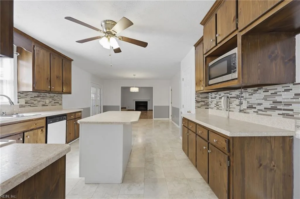 4 Faye DR, SMITHFIELD VA 23430 thumb 12
