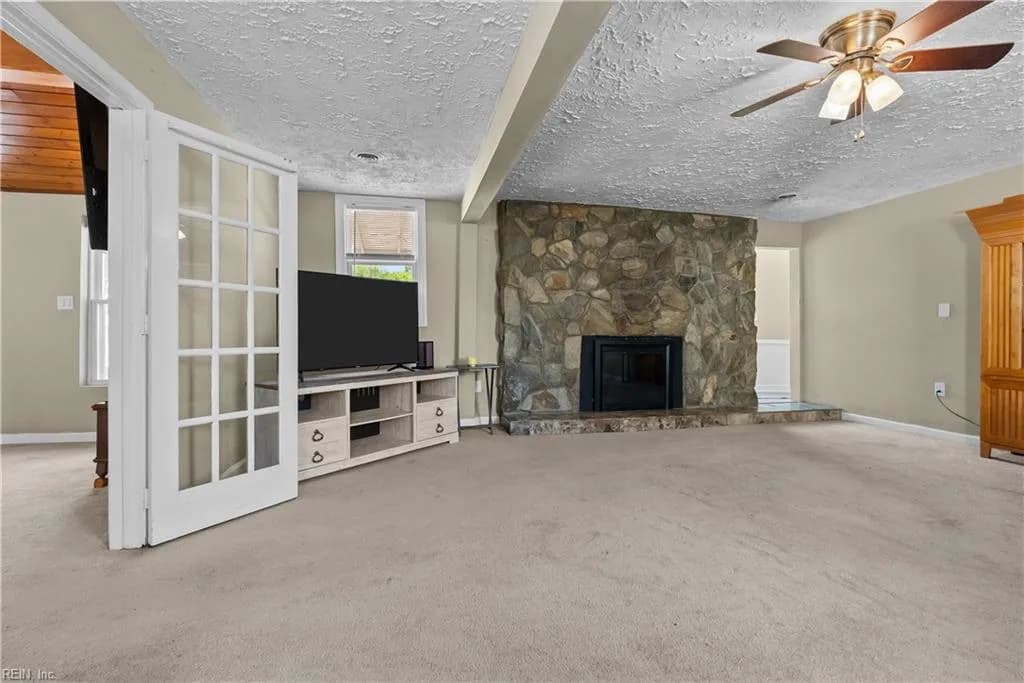 48 Cornwall TER, HAMPTON VA 23666 thumb 11