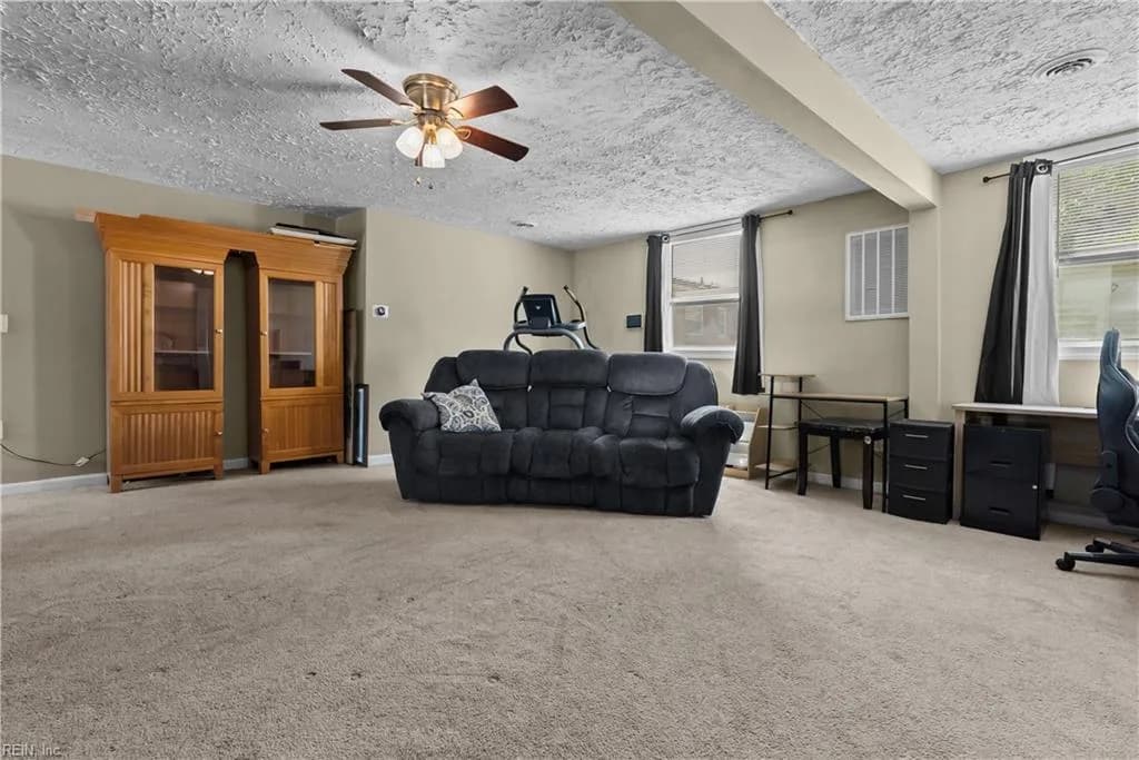 48 Cornwall TER, HAMPTON VA 23666 thumb 10