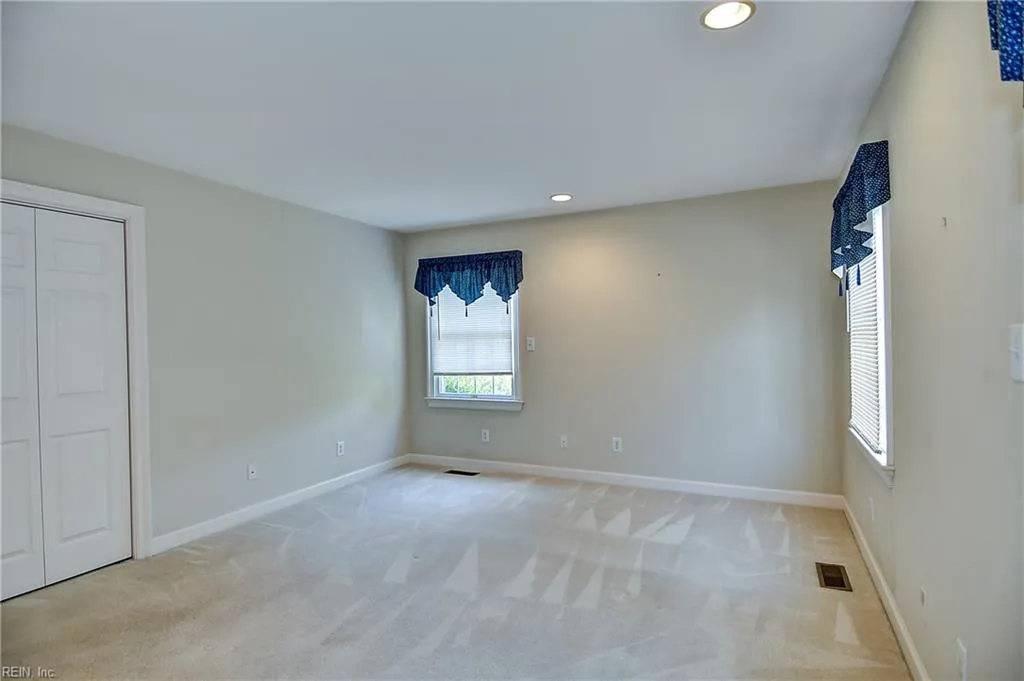 2871 Lilley Cove DR, CHESAPEAKE VA 23321 thumb 12
