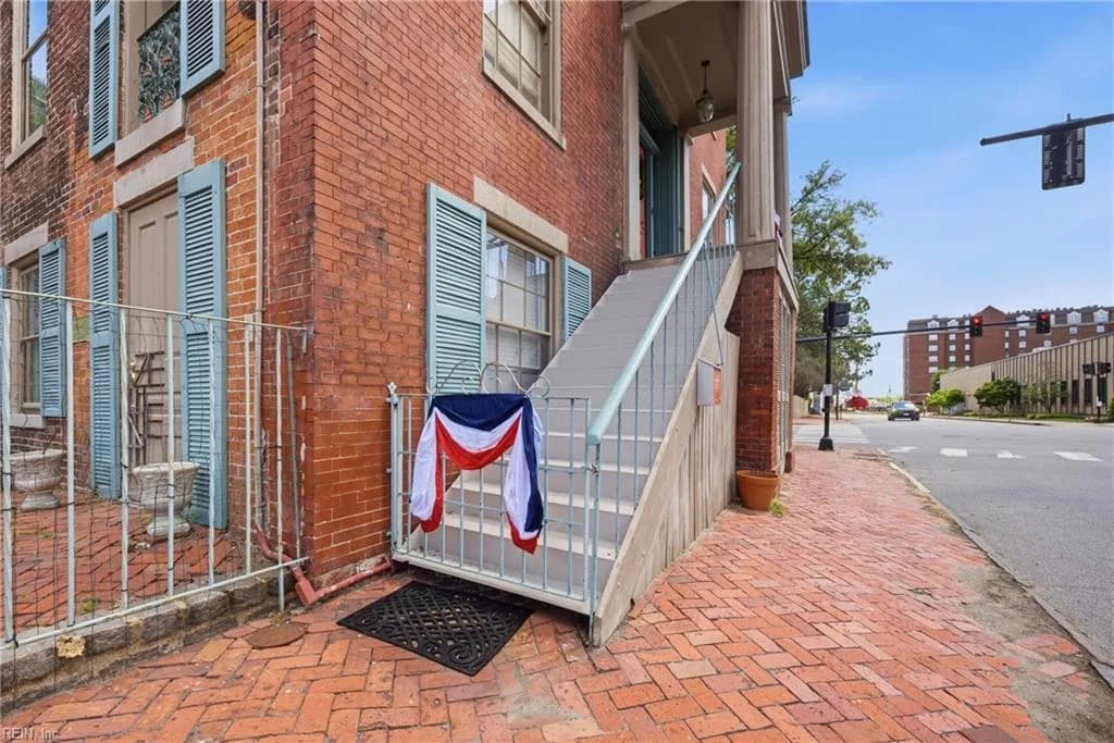 422 Crawford ST, PORTSMOUTH VA 23704 thumb 7