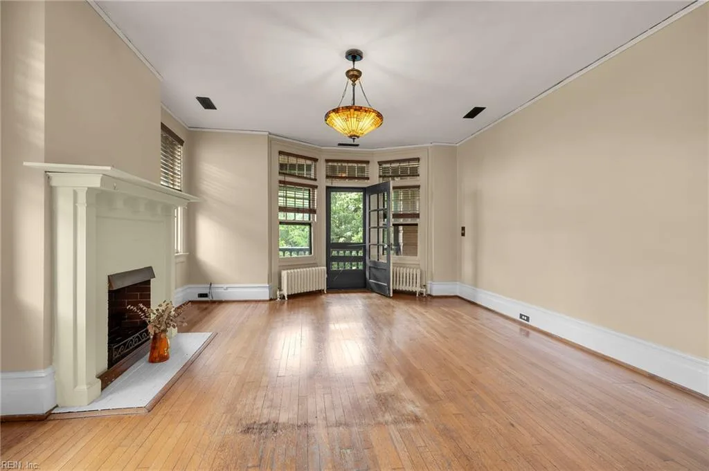 812 Stockley GDNS #12, NORFOLK VA 23507 thumb 11