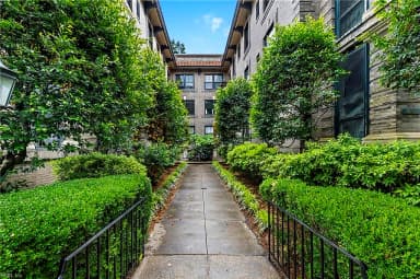 812 Stockley GDNS #12, NORFOLK VA 23507 thumb 4