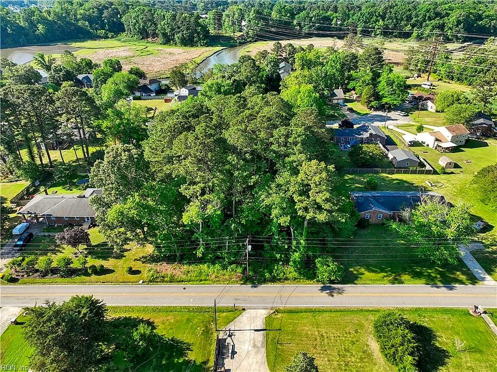 502 Showalter RD, YORKTOWN VA 23692 - Main photo