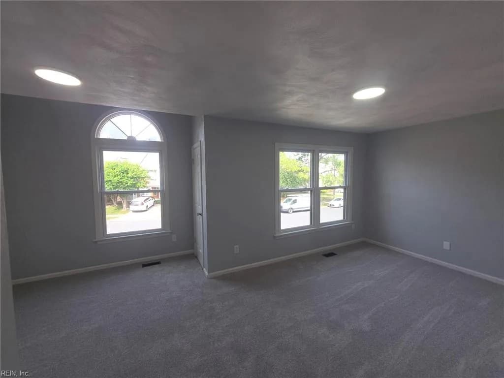 812 S Lake CIR, CHESAPEAKE VA 23322 thumb 11