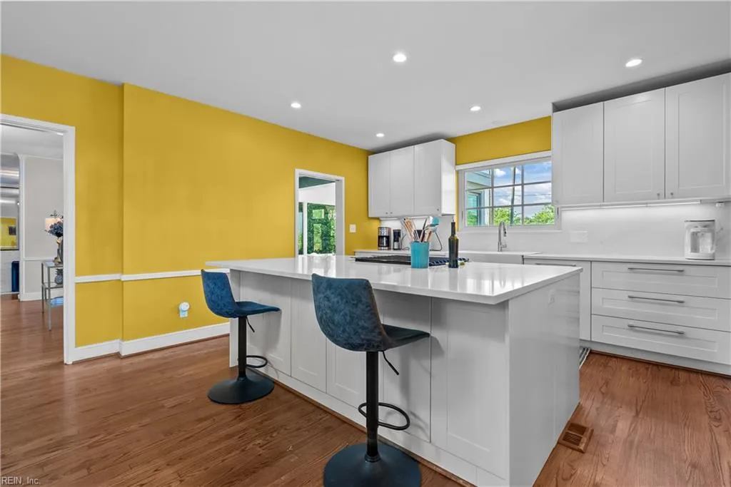 6929 Belvedere DR, NEWPORTNEWS VA 23607 thumb 12