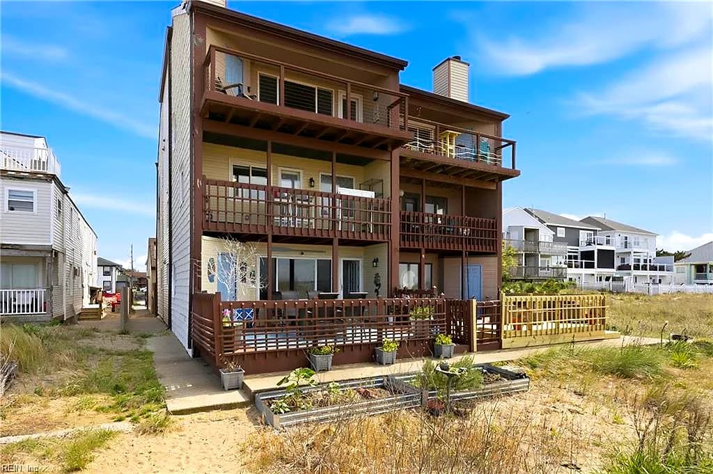 1216 W Ocean View Avenue NONE ##B, NORFOLK VA 23503 - Main photo