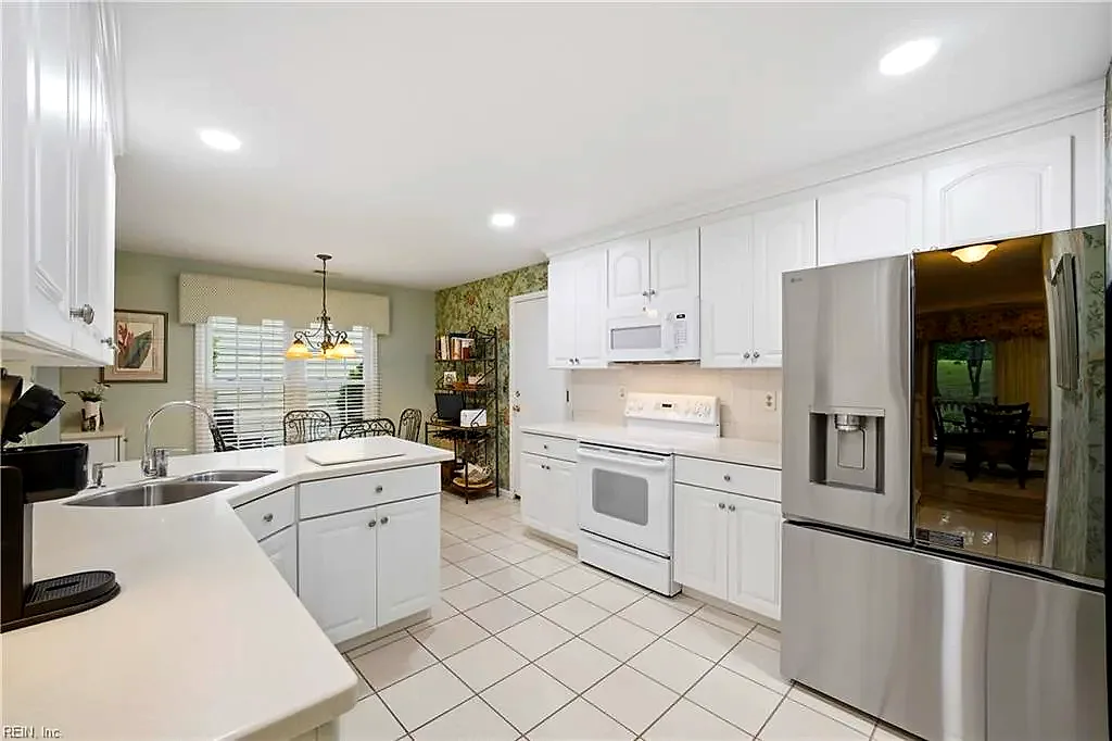 1016 Winged Foot CT #B, CHESAPEAKE VA 23320 thumb 9