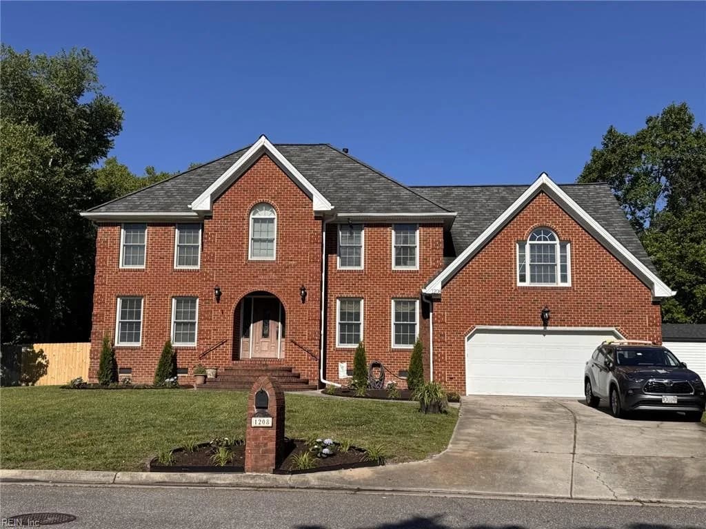 1208 Chateau CIR, CHESAPEAKE VA 23322 - Main photo