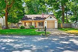 185 Abbey CT, NEWPORT NEWS VA 23602 - Main photo