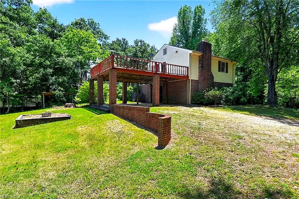 204 Courthouse RD, BLACKSTONE VA 23824 thumb 9