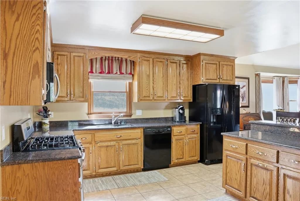 9467 Dutton RD, DUTTON VA 23050 thumb 11