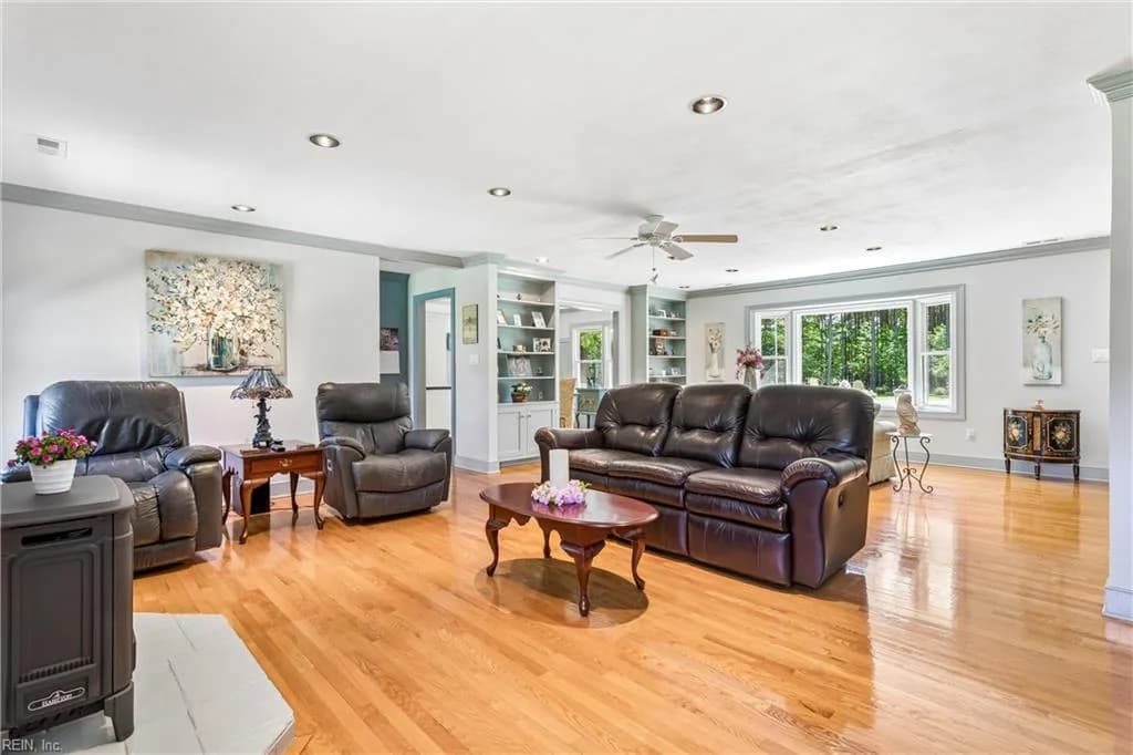 5585 Ware Neck RD, GLOUCESTER VA 23061 thumb 10