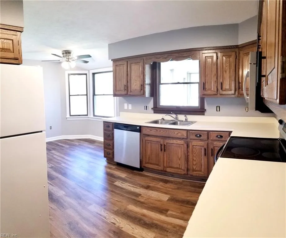 172B Hunts Neck RD, POQUOSON VA 23662 thumb 8