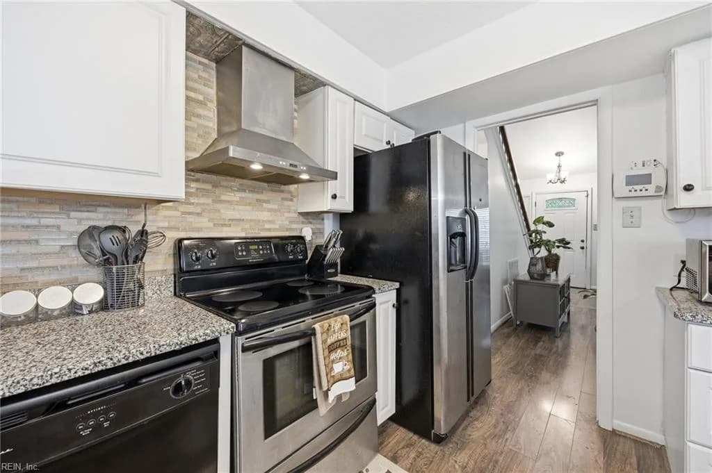 821 Pine Tree CT, NEWPORTNEWS VA 23608 thumb 12