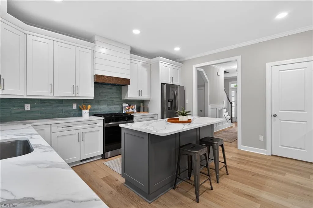 940 Dare RD, YORKTOWN VA 23692 thumb 9