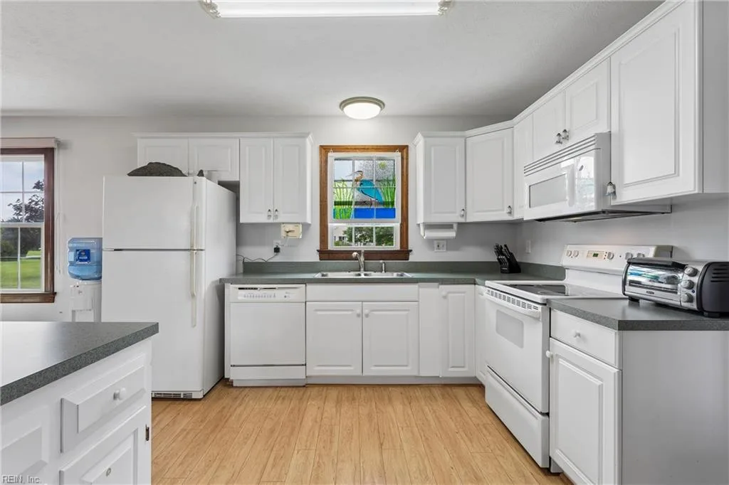 481 Jackson DR, DELTAVILLE VA 23043 thumb 7