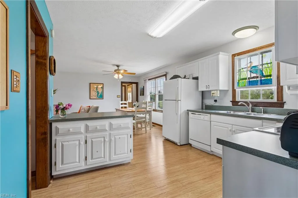 481 Jackson DR, DELTAVILLE VA 23043 thumb 8